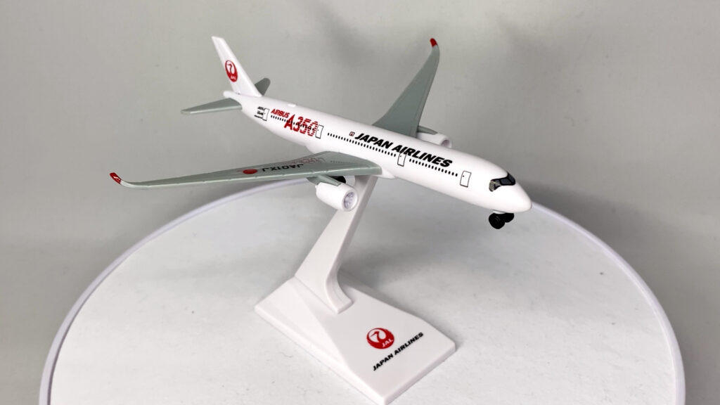 JAL 日本航空 飛行機 プラモデル 模型 A350 AIRBUS